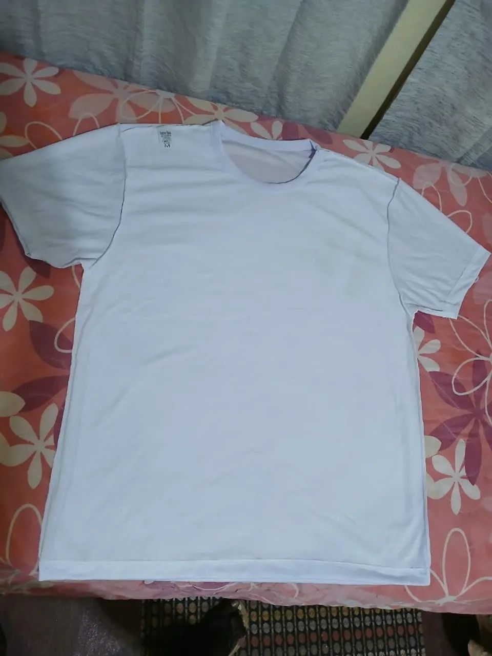 Camisas brancas 