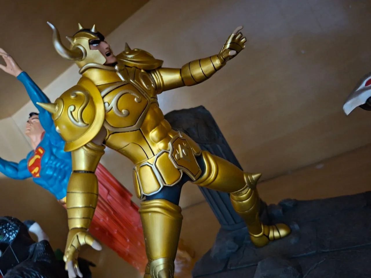 Estátua limitada Seya Vs Aldebaran Iron Studios - Foto 3