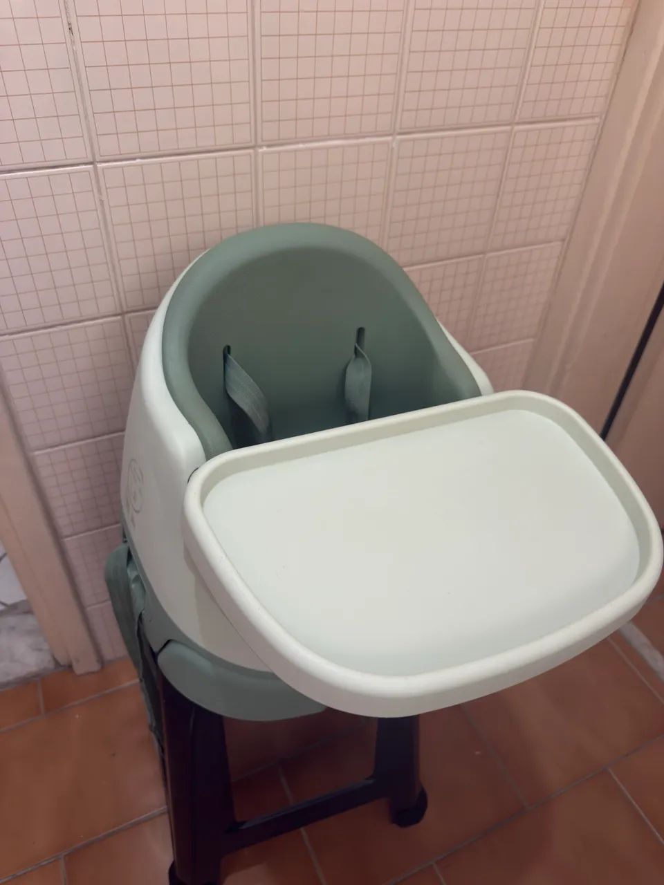 Cadeirinha alimentação bebê 