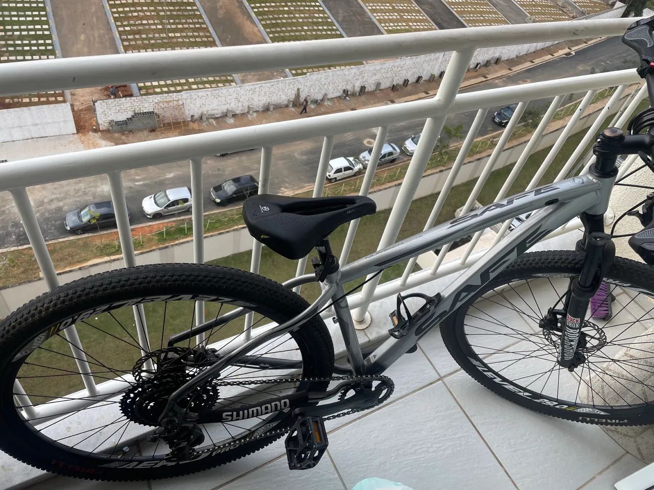 Bicicleta aro 29 de alumínio de trilha  - Foto 3