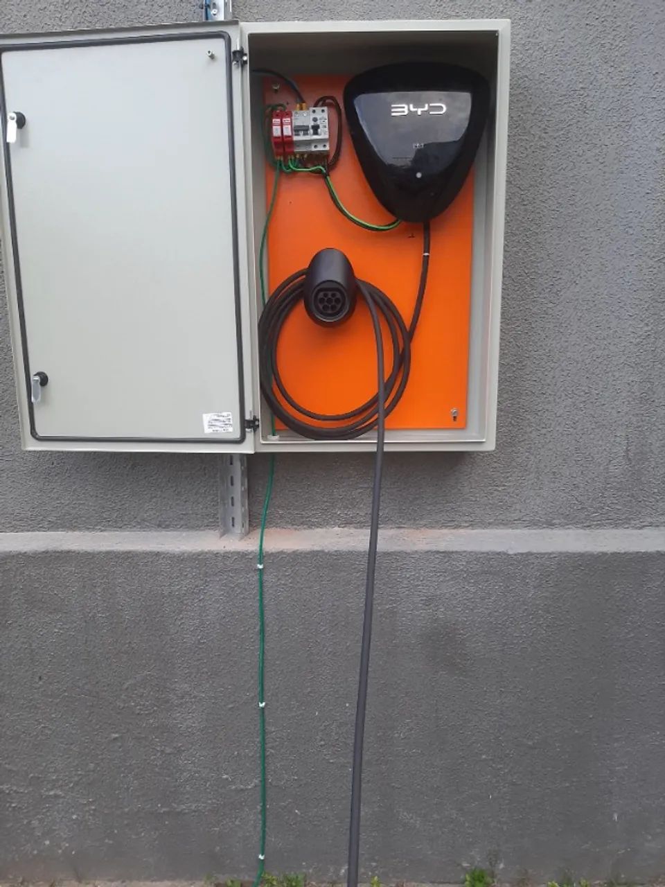 Instalação de corregadores de carros elétricos. - Foto 2