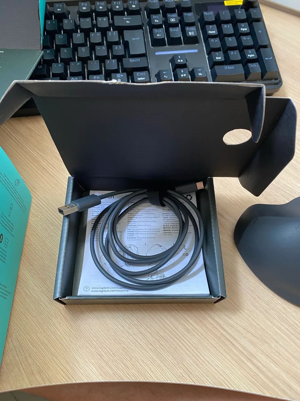 Mouse trackball Logitech mx ergo com defeito  - Foto 5