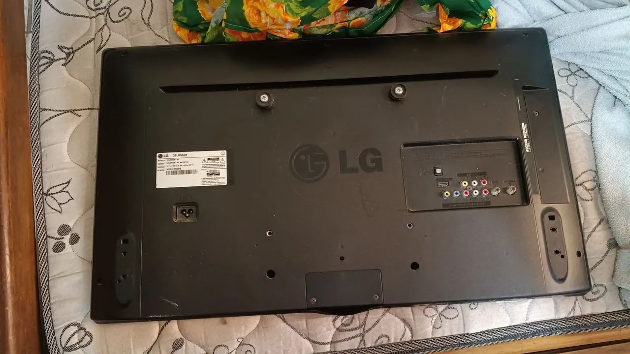 Tv LG quebrada 