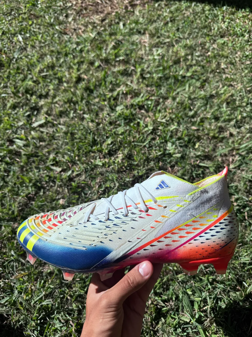 Chuteira Adidas Predator - Calçados Esportivos - Estância Poços de