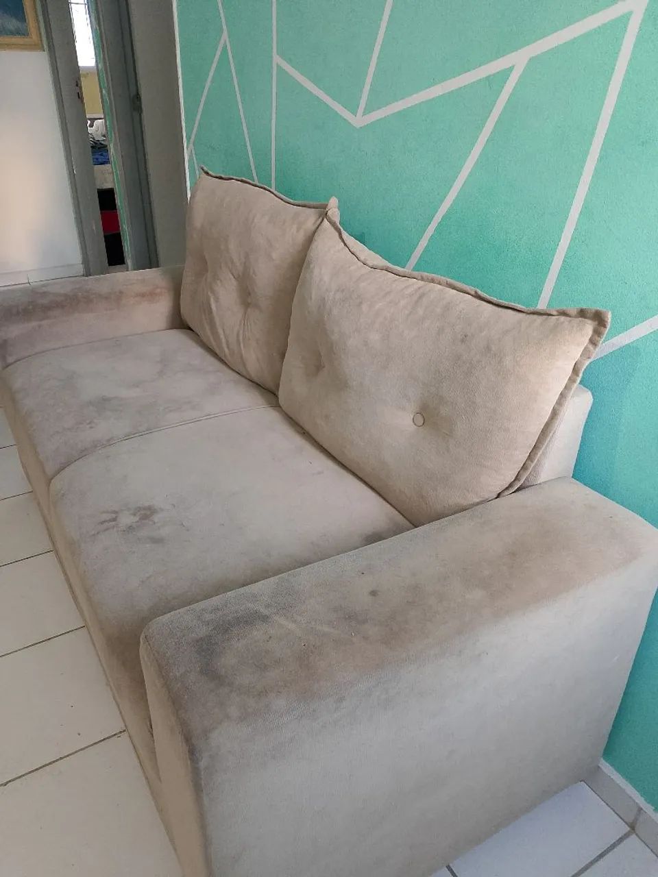 Sofá de dois lugares 