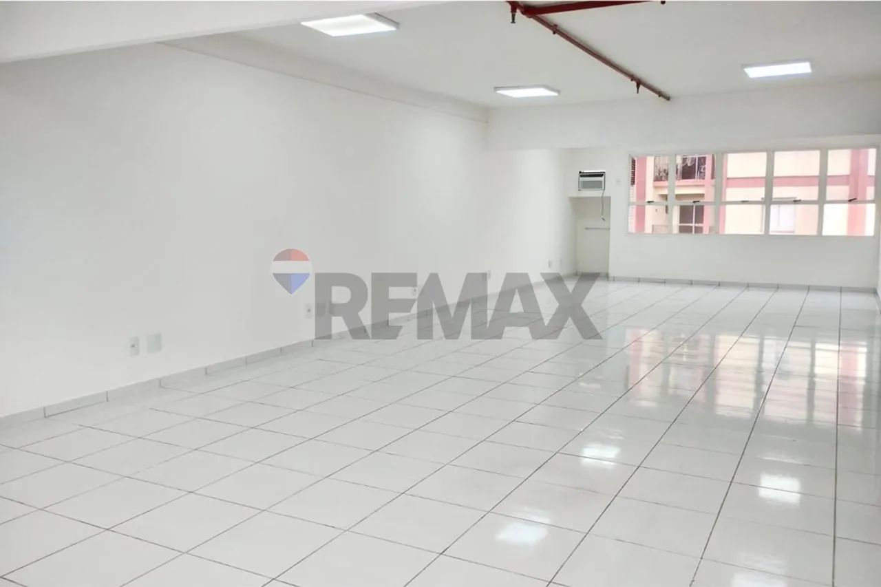 REMAX aluga Sala Comercial com 181 m² (andar inteiro), 4 banheiros, 4 vagas cobertas, no C - Foto 3