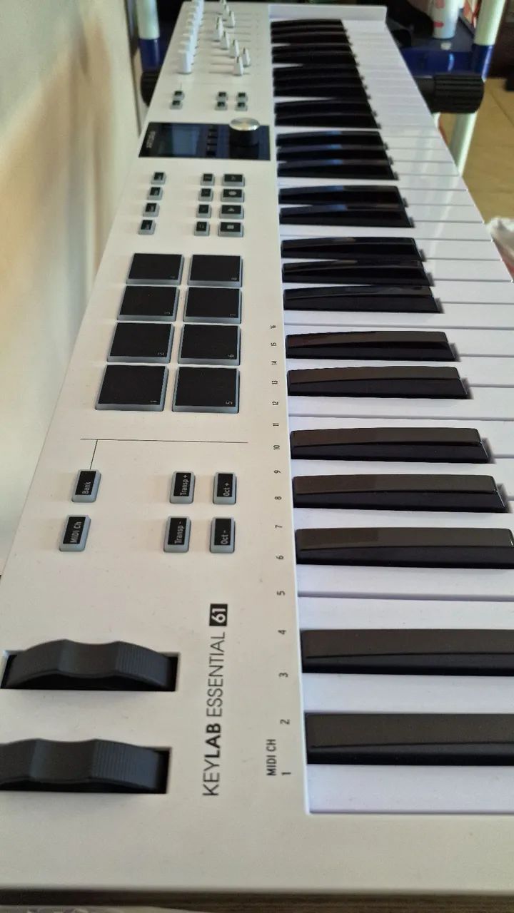 Arturia KeyLab Essential 61 - Foto 2
