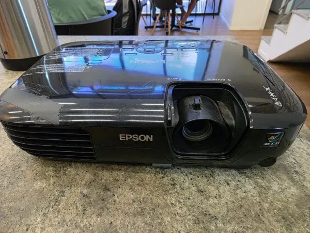 Projetor Epson PowerLite S8 - Foto 3