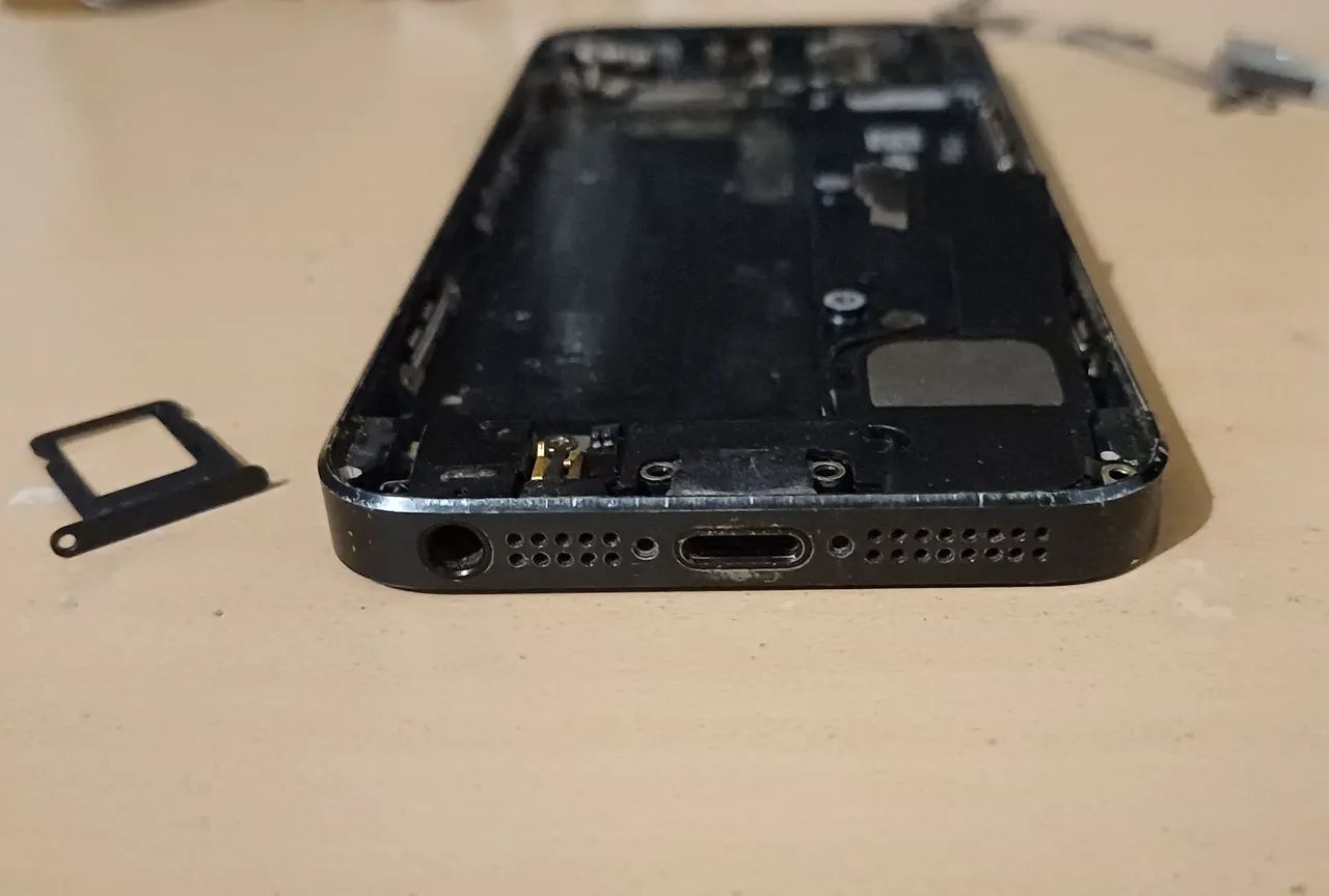 iPhone 5 - Carcaça - Foto 4