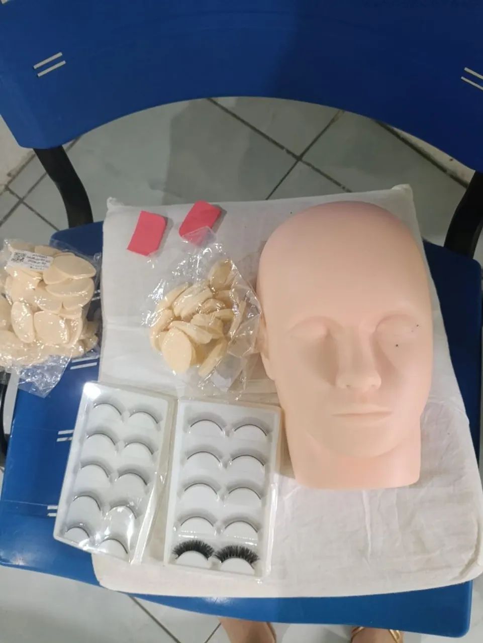 Vendo material para extensão de cílios  - Foto 2