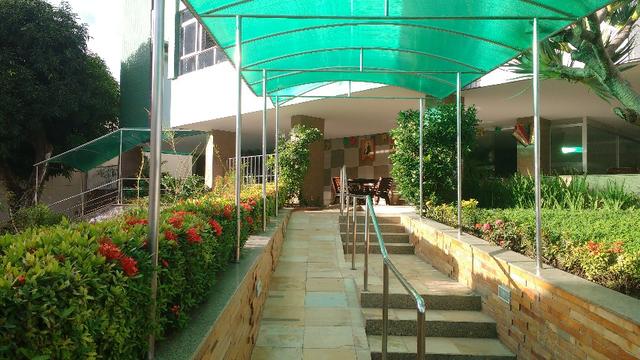 D059 Excelente Apartamento no Farol a Venda - Foto 2
