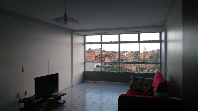 D059 Excelente Apartamento no Farol a Venda - Foto 6