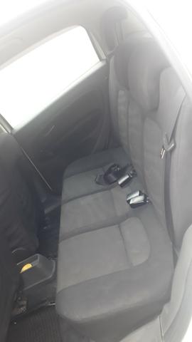 Fiat Punto 1.4 - 2010 - Foto 2