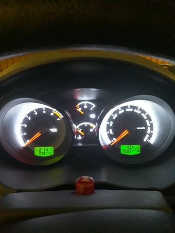Ford Fiesta Sedan SE 1.6 ano 2014 - Foto 12