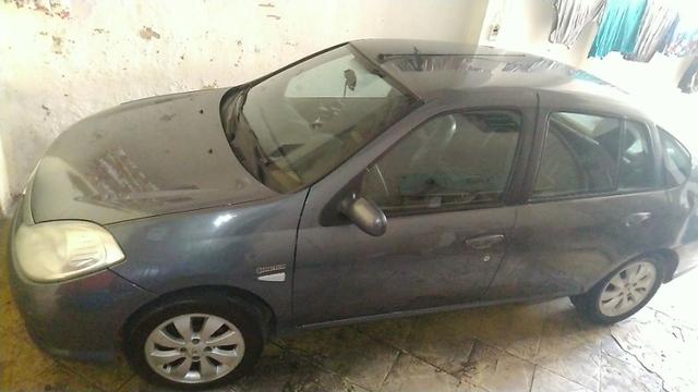 Renault symbol