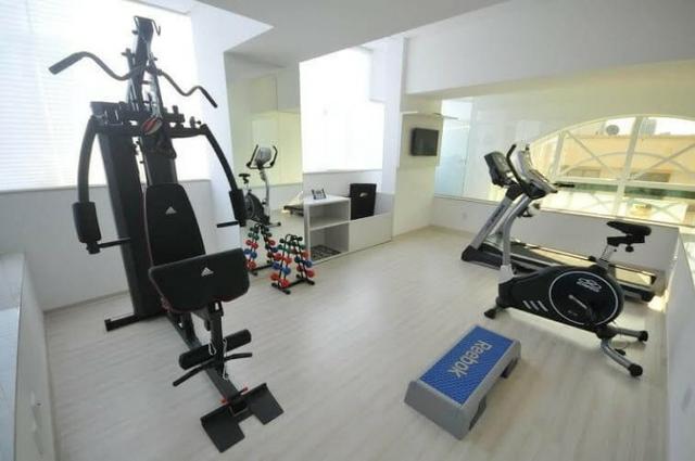 Lindo apto na Meia Praia - Mobiliado e Decorado/ 3 Suítes +2 Vagas , Lazer Completo - Foto 17