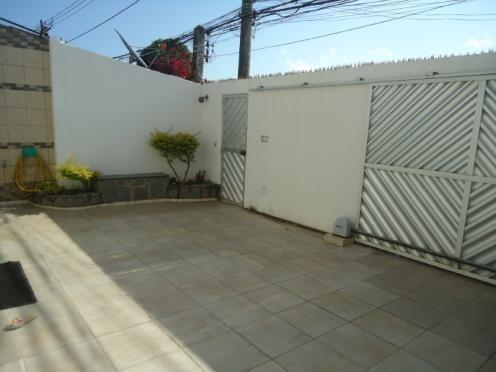 FZ00066 - Casa triplex com 04 quartos em Itapuã - Foto 2