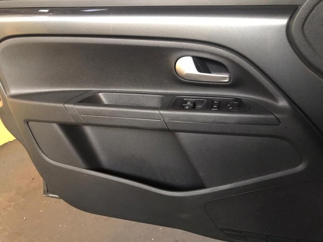 Vw UP Cross MC 1.0 2017 completo - Foto 13