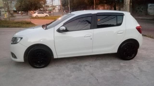 Sandero 1.6 8v Top de linha V/T - Foto 2