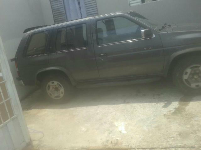 Caminhonete Troco Por Outro carro .Chama que da negócio - Foto 2