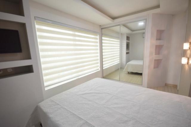Lindo apto na Meia Praia - Mobiliado e Decorado/ 3 Suítes +2 Vagas , Lazer Completo - Foto 12
