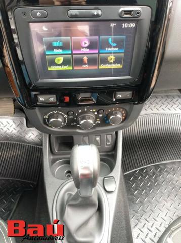 Renault Duster Oroch Dynamique 2.0 FLEX 16V AUT. - 2017 - Foto 13