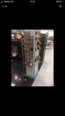 Torre expositora para centro de loja com ganchos - Foto 5