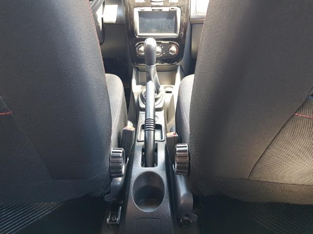 Sandero 1.6 Stepway ! De cinema, apenas 61 mil km! Único dono! - Foto 19