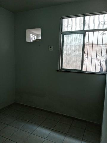 Apto na Marambaia com 2/4, contato pelo fone 91- * - Foto 11