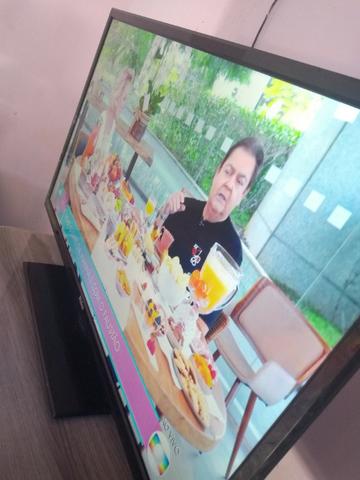 Televisão smart 42
