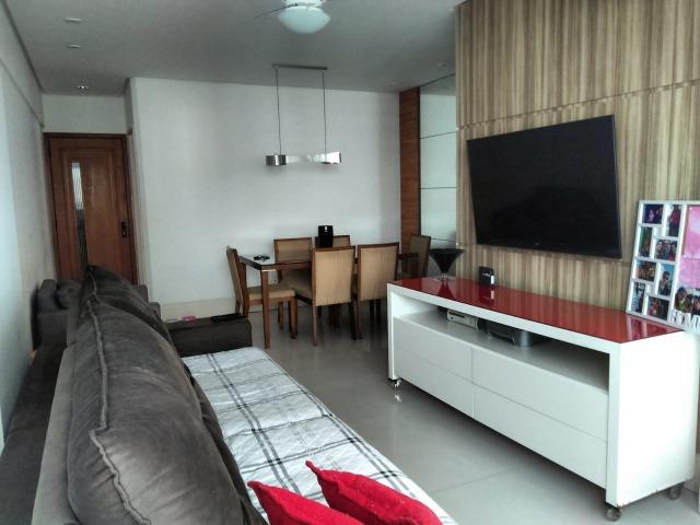 Vendo apartamento com três quartos com dependência no Stiep - Foto 2