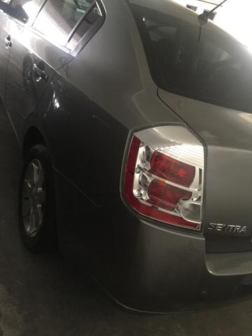 Vendo ou troco Sentra S 2008