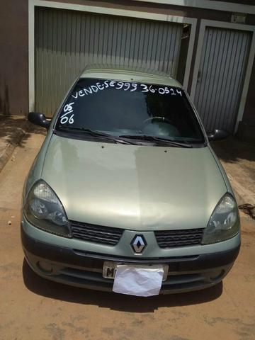 Renault clio flex 1.6 sedan 2006 5p 16v