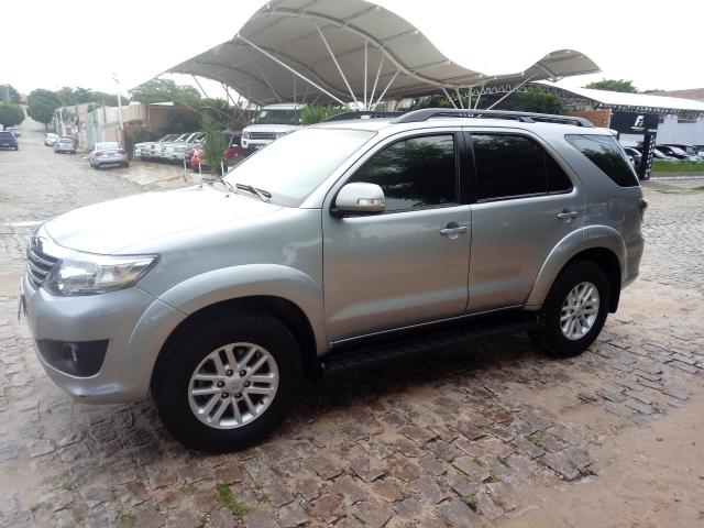 HILUX SW4 2014/2015 2.7 SR 4X2 16V FLEX 4P AUTOMÁTICO - Foto 4