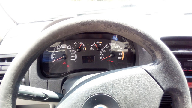 Fiat Siena 1.8 Mpi Hlx 8v Flex 4p Manual 2205 - Foto 4