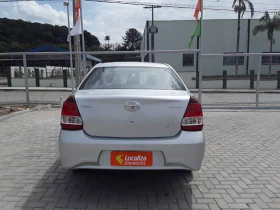 ETIOS 2019/2020 1.5 X PLUS SEDAN 16V FLEX 4P AUTOMÁTICO - Foto 2