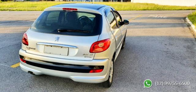 Peugeot 207 XR 1.4 Flex 2009 - Foto 3