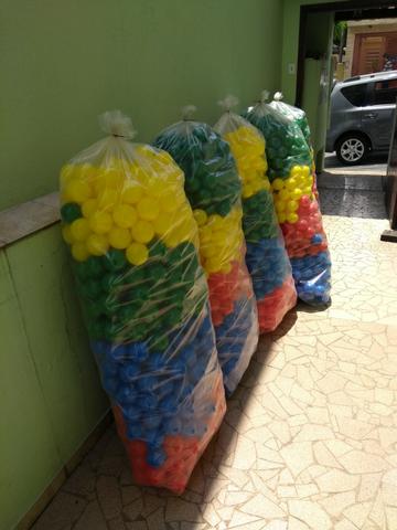 Bolinhas de piscina coloridas direto da fábrica - Foto 3