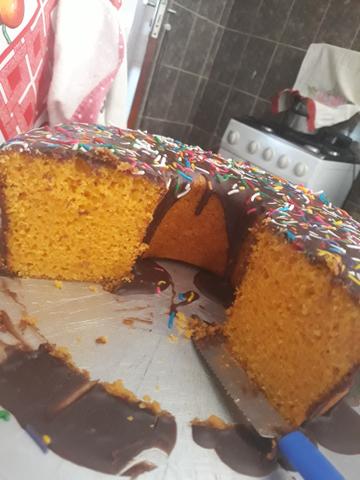 Encomenda de tortas de aniversário, salgados, doces e bolos caseiros