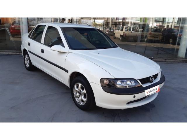 Vectra 2.0 Mpfi Gls 8v Gasolina 4P Manual - Parcelas de 399 \ Aceito seu Veiculo na Troca