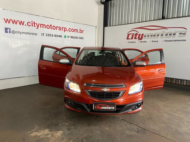 CHEVROLET ONIX 1.0 LOLLAPALOOZA