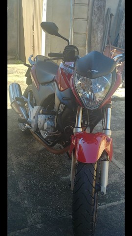 HONDA CB 300R