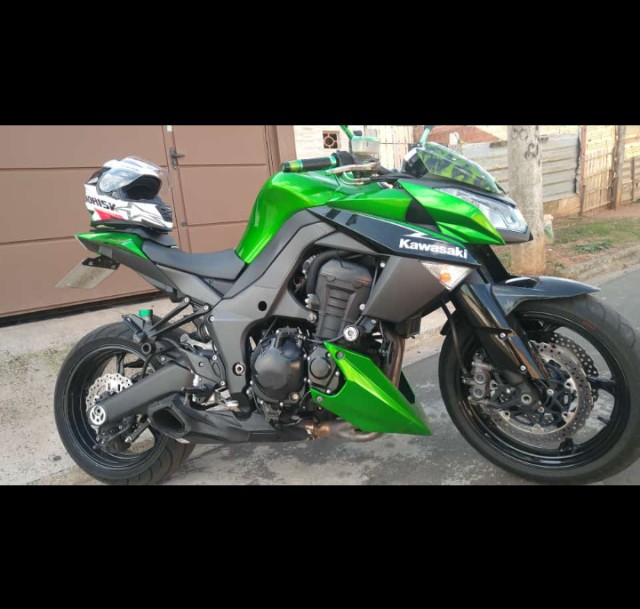 MOTO Z 1000 KAWASAKI