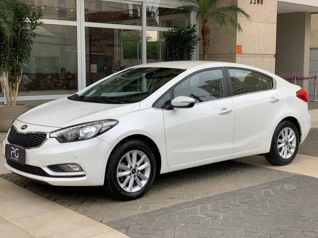 CERATO 2016/2016 1.6 SX 16V FLEX 4P AUTOMÁTICO