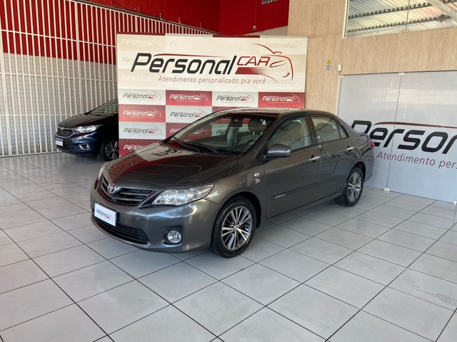 COROLLA 1.8 XLI AUTOMÁTICO 2013