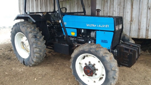 Valtra 685 4x4