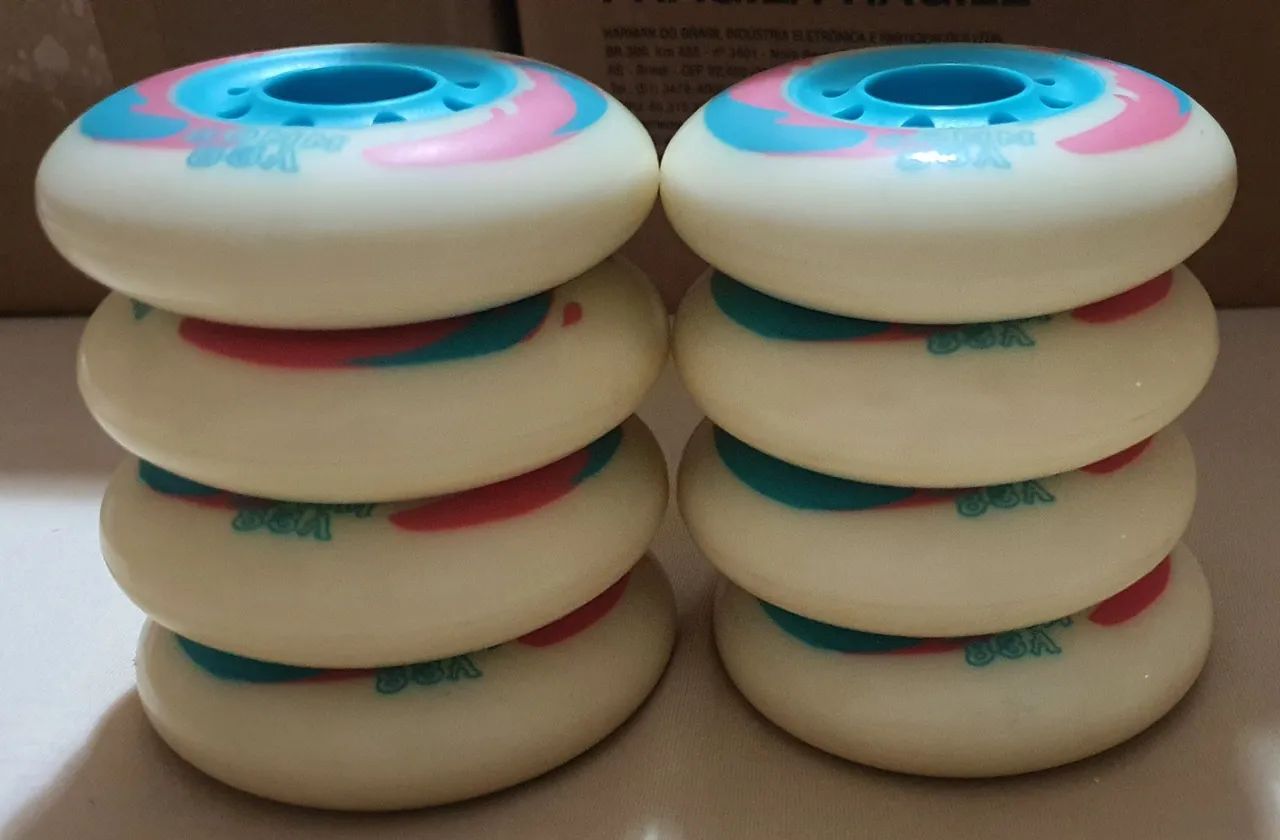 8 Rodas Novas TRAXART REVOLT 80mm para Patins Inline  - Foto 3