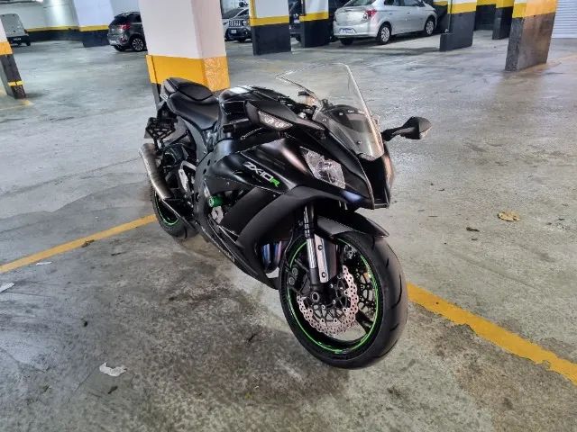 Kawasaki Ninja ZX10 2015 - Impecável