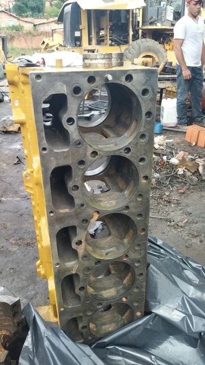 Bloco de Motor 3306 sem placa 