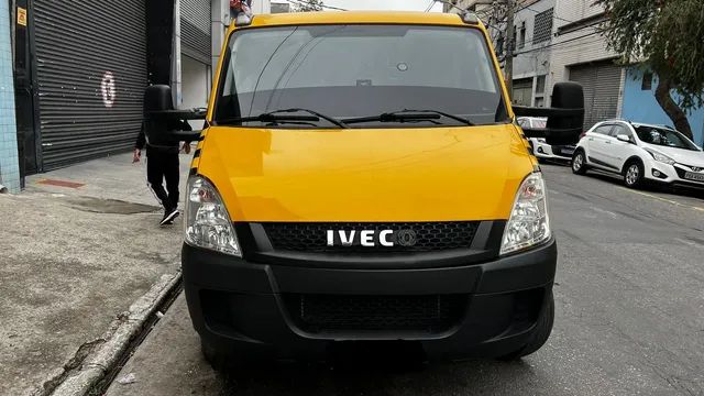 Guincho Iveco 70c17 CDupla 2014 plataforma de aliminio+ asa delta - Foto 5